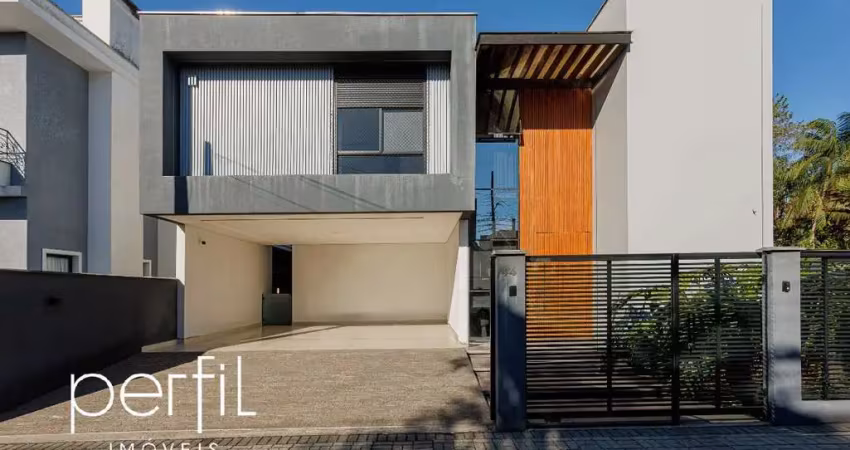Casa em condomínio com 3 dormitórios sendo 1 suíte e 2 demi-suítes no bairro floresta - joinville, sc