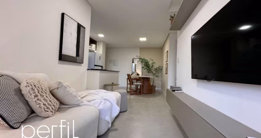Apartamento à venda - 2 quartos, sendo 1 suíte, sacada com churrasqueira, elevador -  Bairro Anita Garibaldi - Joinville/SC.