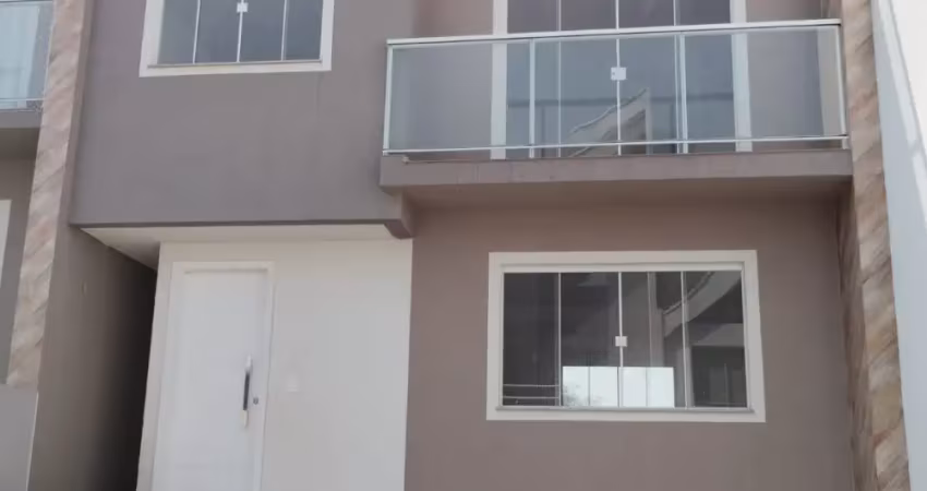 Triplex com subsolo e terraço campo comprido curitiba pr aceita ap