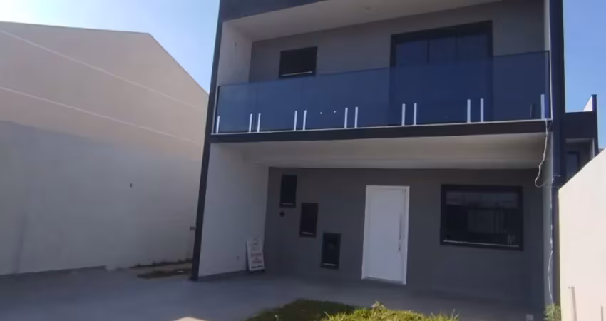 Triplex fazendinha amplo terraço frente para rua curitiba pr