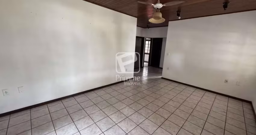 Casa 03 dormitórios  em itapema , canto da praia, itapema - sc
