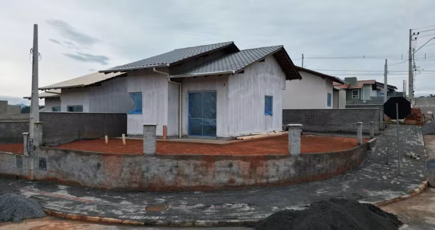 Casa de Esquina com visão para o Lago