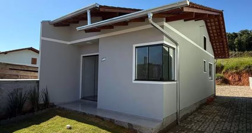 Casa à venda no bairro Arapongas - Indaial/SC