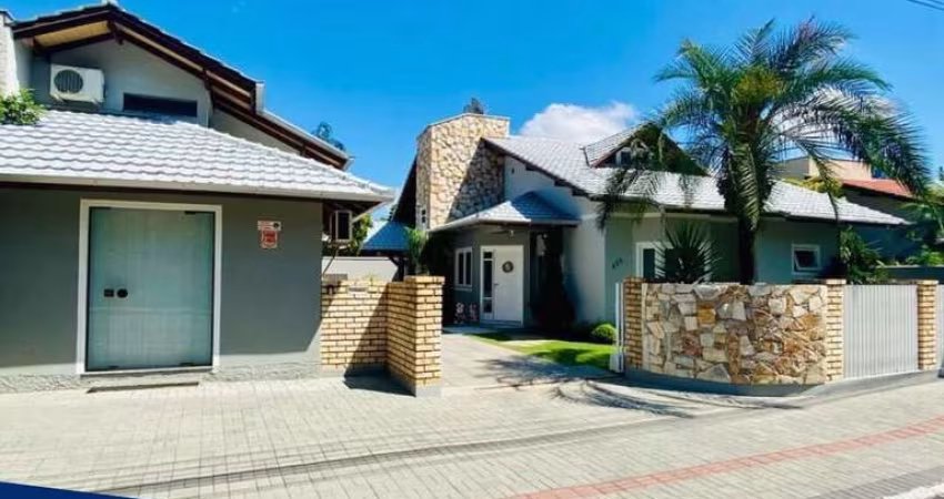 Casa à venda no bairro Sol - Indaial/SC