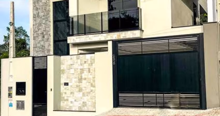 Casa Sobrado no Bairro Estradas das Areias, Indaial/SC!