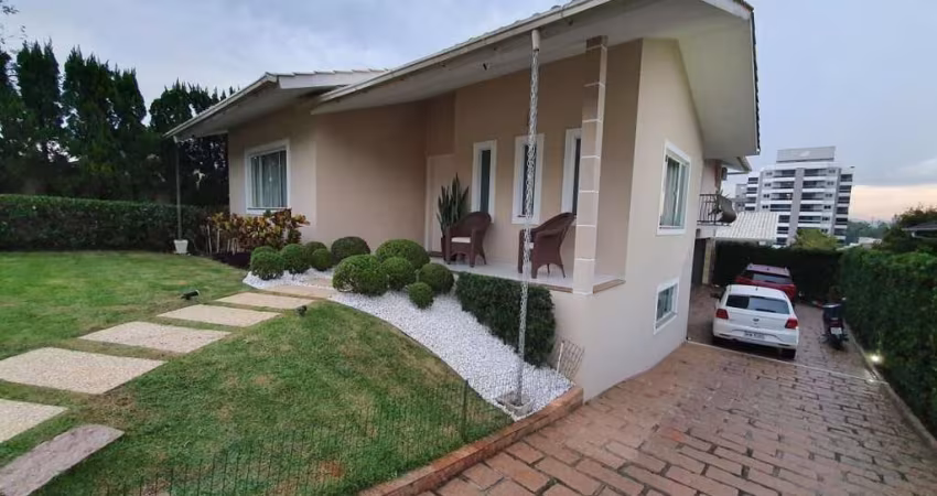 Casa Alto Padrão no Bairro dos Estados!