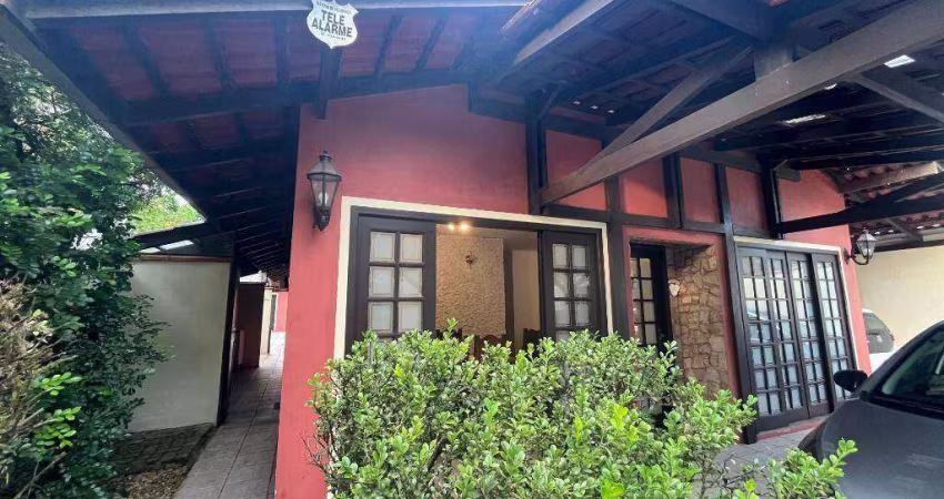 Casa com 3 dormitórios à venda, 237 m² por R$ 1.970.000,00 - Glória - Joinville/SC