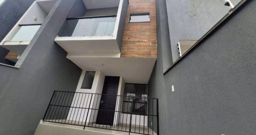 Sobrado com 2 dormitórios à venda, 90 m² por R$ 470.000,00 - Santo Antônio - Joinville/SC