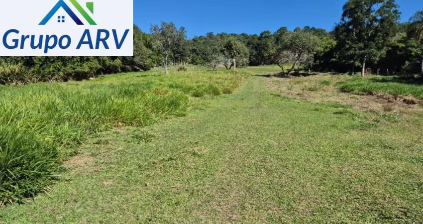 Terreno à venda na Avenida Matias Lopes, Mascate, Nazaré Paulista