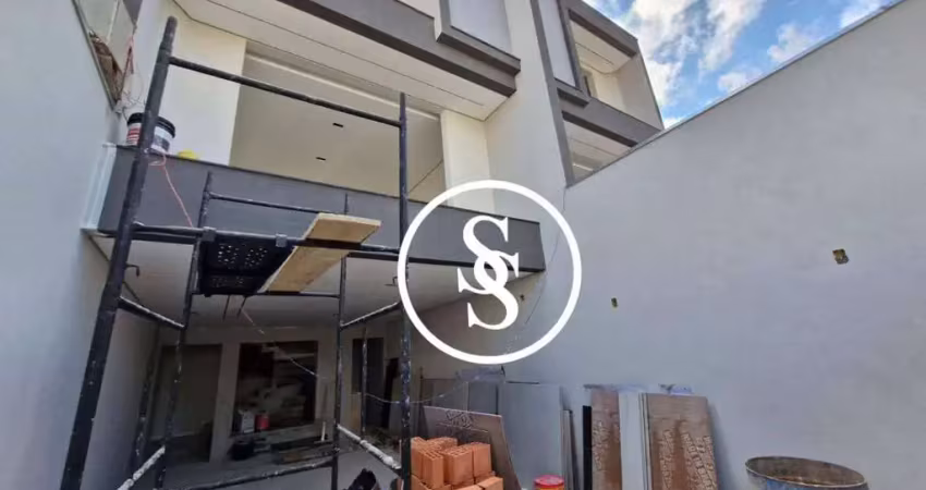 Casa sobrado novo com 195 m² de área construída, 3 suítes, 4 vagas de garagem, por r$ 1.390.000,00 - assunção - são bernardo do campo/sp