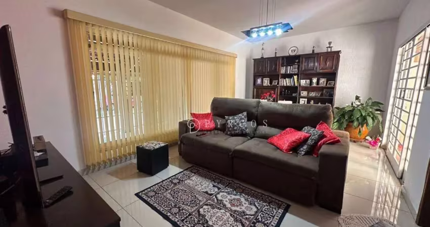Casa térrea com terreno de 350m2, disponível para venda, no jardim paraíba - jacareí