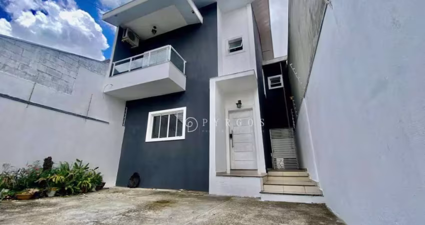 Sobrado com 3 dormitórios no villa branca para venda