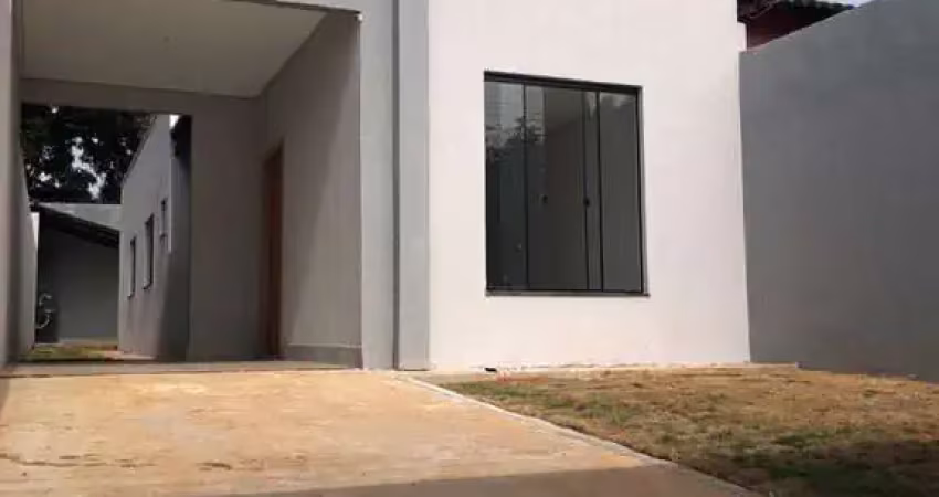 Casa à venda,  de dois quartos sendo 1 suíte, sala e cozinha americana  no jardim veneza, aparecida
