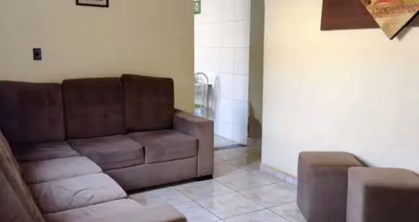 Casa 3 quartos com 1 suíte, sala, cozinha, garagem coberta para 3 carros, lote inteiro  buriti sere