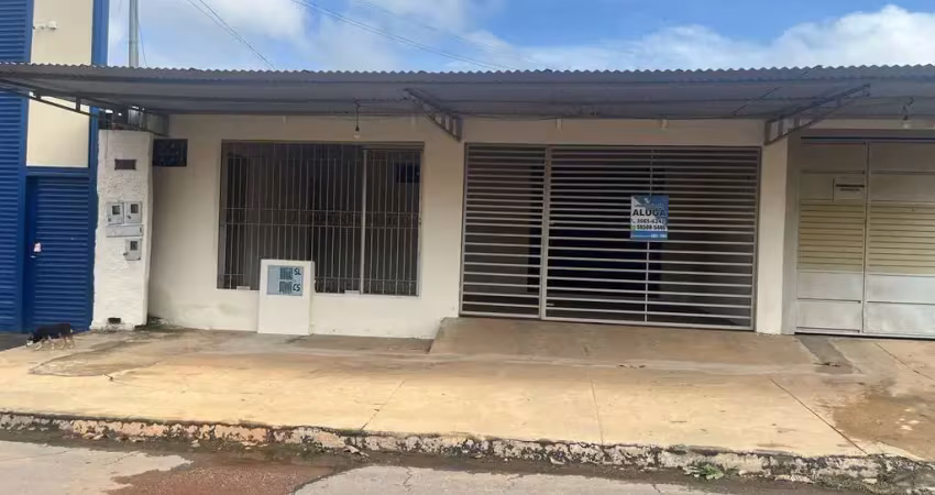 Aluga-se três salas sendo uma com pia de cozinha, forro pvc, com 2 banheiros, itapoã, aparecida de
