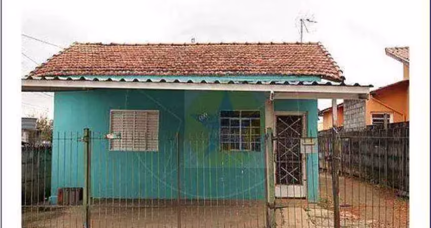 Investimento em Imóveis: 3 Casas no Terreno à Venda em Alvinópolis, Atibaia/SP