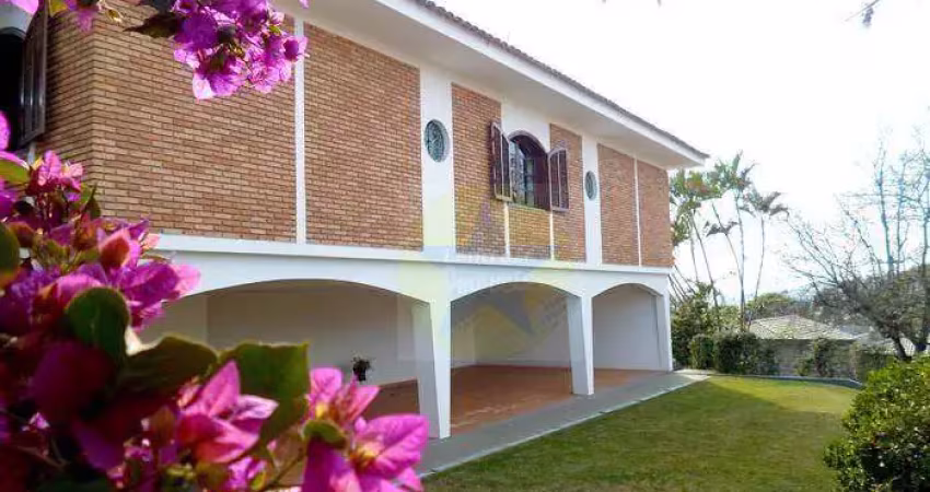Casa à venda, 498 m² por R$ 1.600.000,00 - Jardim do Lago - Atibaia/SP