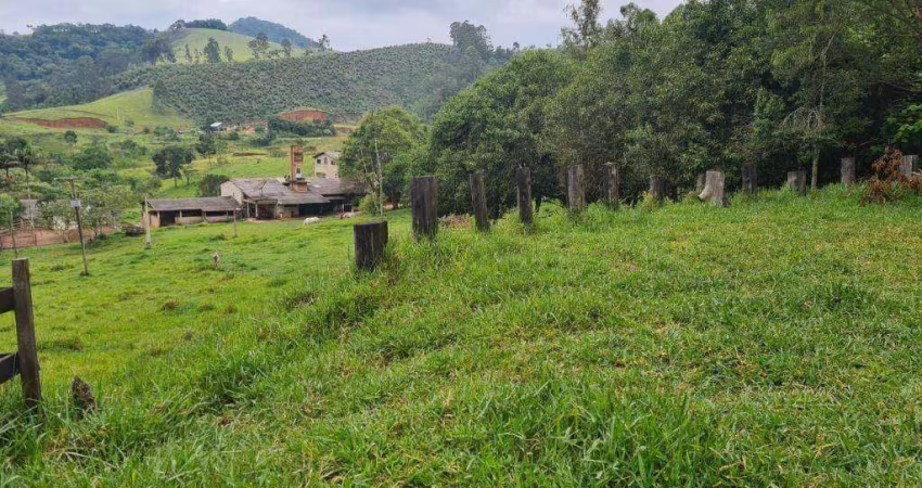 Sítio à venda, 387200 m² por R$ 4.000.000,00 - Peão - Piracaia/SP