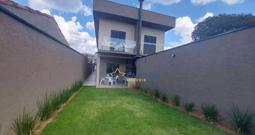 Casa Moderna de 3 Suítes à Venda em Alvinópolis, Atibaia/SP - Espaçosa e com Espaço Gourmet