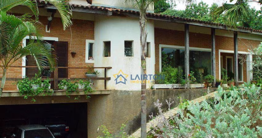 Chácara à venda em Atibaia: 3 dormitórios (2 suítes) no Jardim Colonial - Área verde e conforto