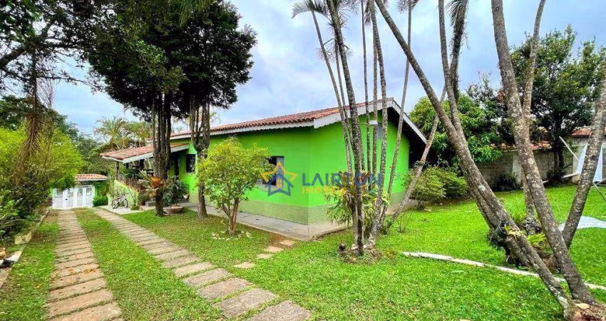 Elegante Casa de 3 Dormitórios à Venda - 242 m² - Jardim dos Pinheiros, Atibaia/SP