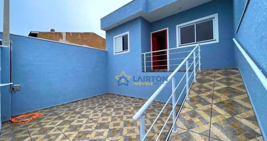 Casa com 3 Dormitórios à Venda em Nova Cerejeira, Atibaia-SP