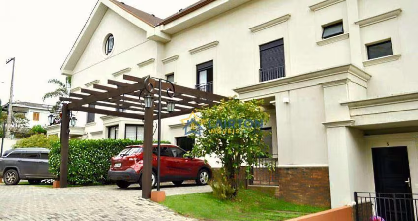Casa com 4 Suítes à Venda no Condomínio Vila Inglesa em Atibaia - SP