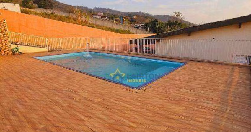 Casa Moderna com 3 Dormitórios à Venda em Nova Gardênia, Atibaia - 296 m² com Piscina Aquecida