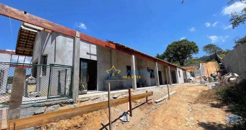Chácara à Venda no Bairro Mascate, Nazaré Paulista/SP – 3 Dormitórios (2 Suítes), Espaço Gourmet e 2.500 m² de Terreno