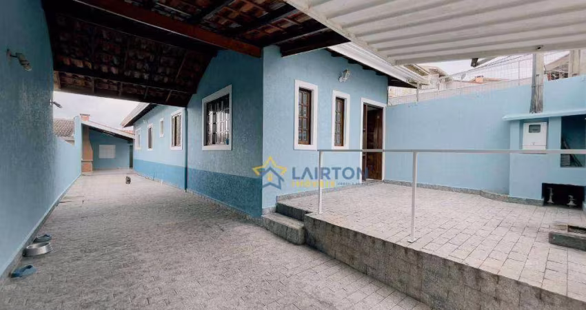 Casa à Venda na Vila Olga, Atibaia/SP – 2 Dormitórios (1 Suíte Master), Área Gourmet – 150,70 m²