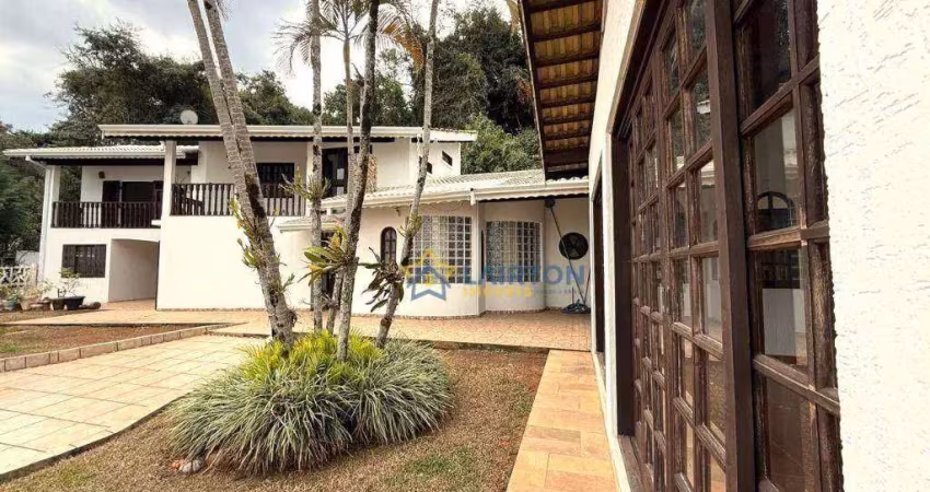 Casa com piscina e lareira em condomínio portal das hortencias – atibaia