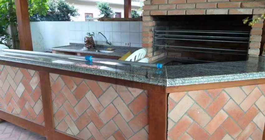 Casa com 2 suites para alugar, 210 m² por R$ 5.843/mês - Condomínio Vivendas do Lago - Sorocaba/SP
