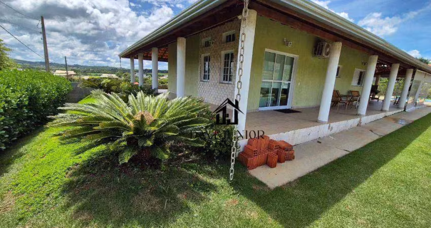 Casa com 3 dormitórios sendo 1 suíte à venda, 210 m² por r$ 1.150.000 - condomínio village da serra - araçoiaba da serra/sp