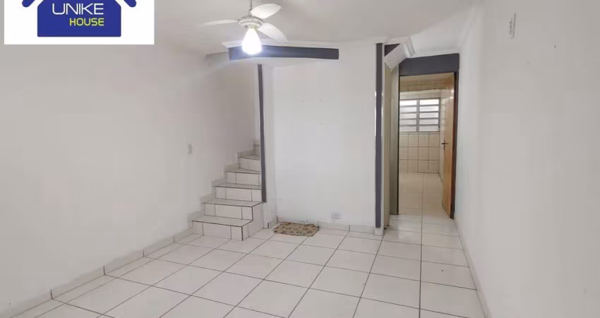 Sobrado, com dois dormitorios, condominio Palmares