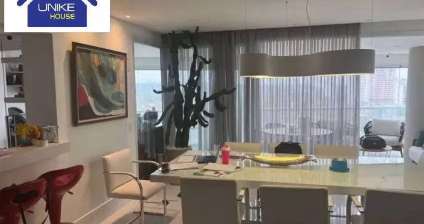 Apartamento no Campo Belo  Varanda Gourmet. 3 suítes