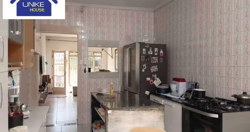 Casa térrea 2 dormitório 4 vagas terreno 230 metros