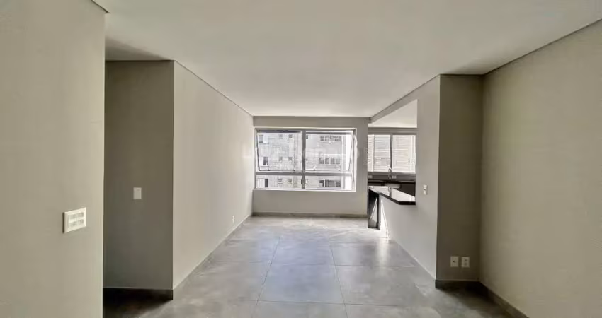 À venda no lourdes excelente 3 quartos com suite, 2 vagas e lazer