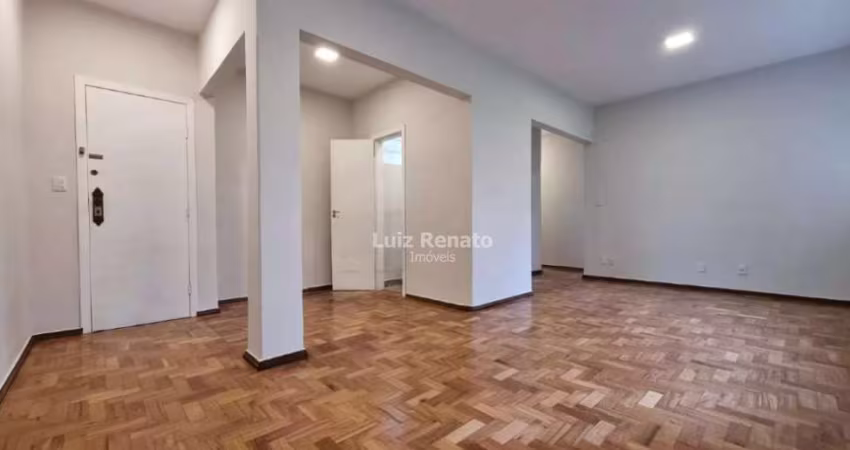 Apartamento à venda no bairro Santa Lúcia