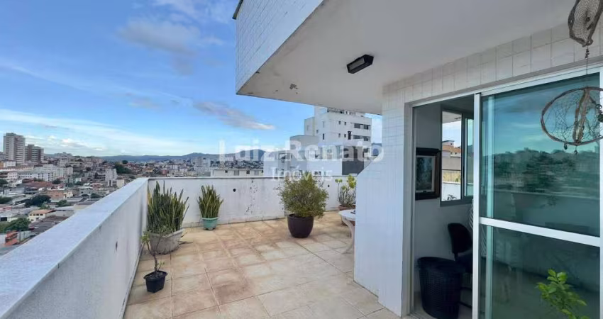 Cobertura á venda no bairro Sagrada Família