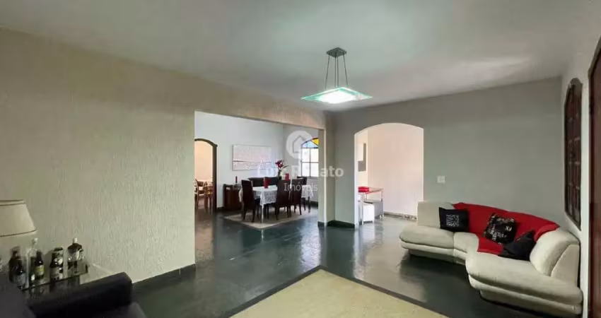 Casa com 6 quartos para alugar na Rua Jornalista Moacyr Andrade, São Bento, Belo Horizonte