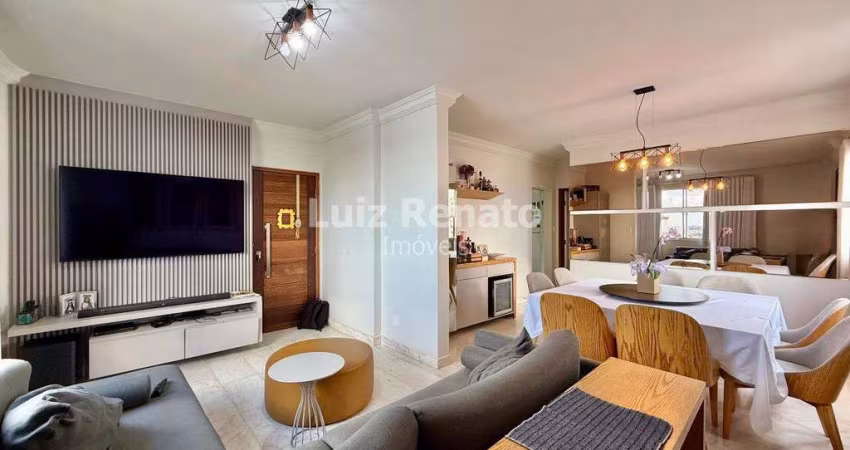 Apartamento á venda no bairro Silveira