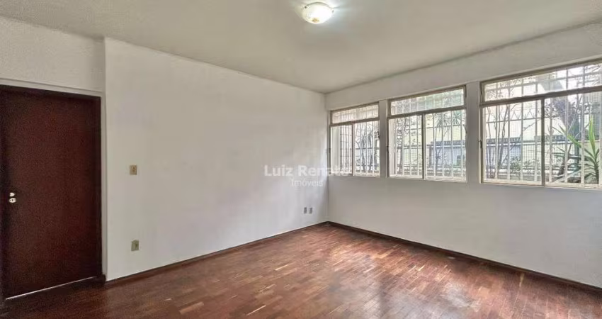 Apartamento á venda no Bairro Grajaú