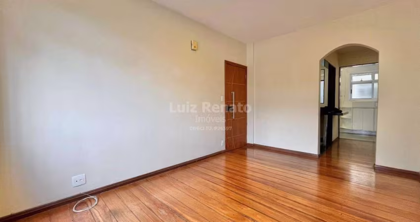 Apartamento á venda no bairro São Pedro