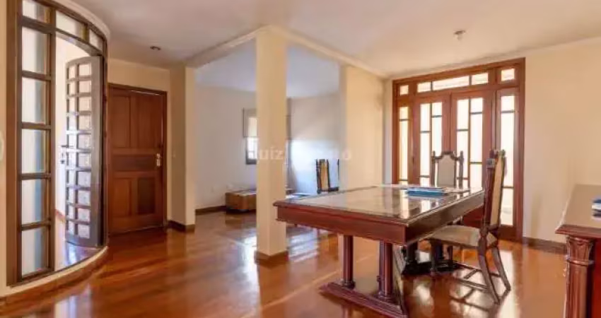 Casa com 4 quartos à venda na Rua Senador Amaral, Comiteco, Belo Horizonte