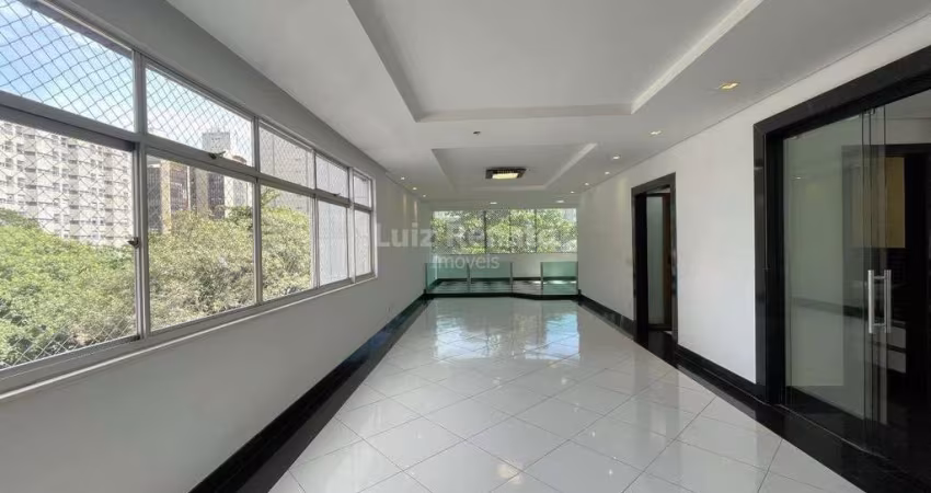 Apartamento á venda no bairro Savassi