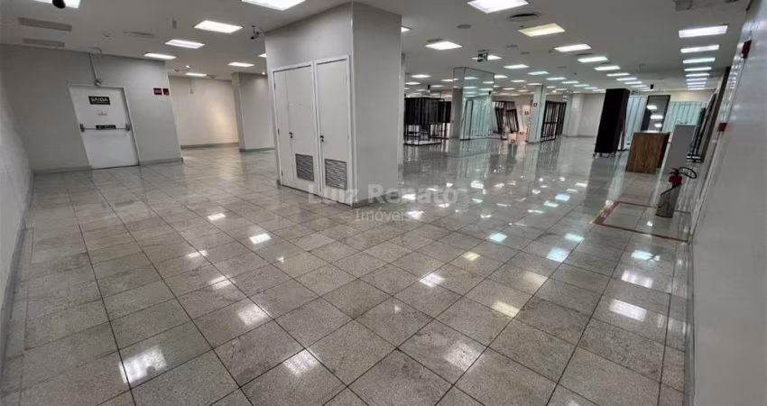 Excelente lojão comercial disponível para locação