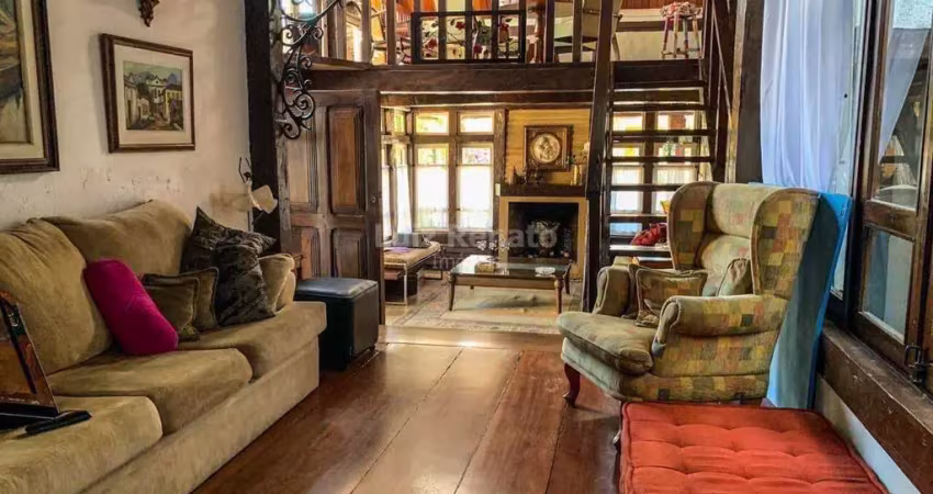 Casa em condomínio à venda no bairro santa efigênia