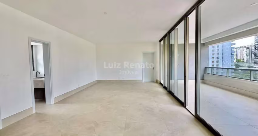 Apartamento com 04 quartos(04 suítes) no vale do sereno