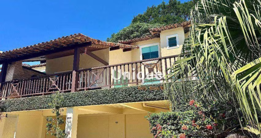 Excelente casa em condomínio!