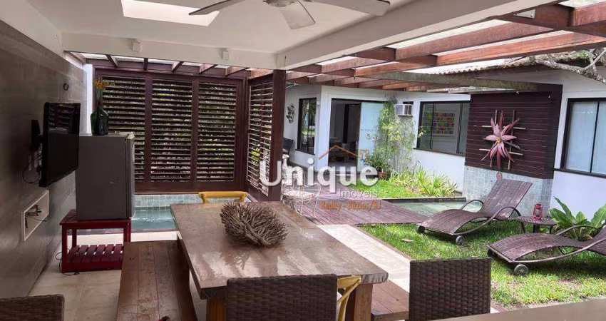 Casa com 5 dormitórios à venda, 150 m² por R$ 2.200.000,00 - Manguinhos - Armação dos Búzios/RJ